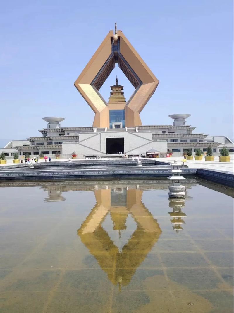 法门寺博物馆:穿越千年的佛教瑰宝-城市知见-文旅休闲好时光